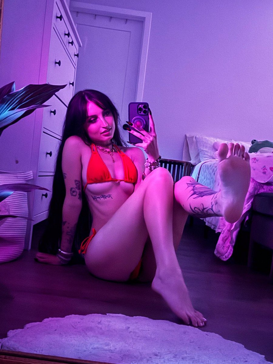 BeebeeAsmrLeaks's tweet photo. Beebee Asmr Full Album - https://t.co/UuEPJ54Yti https://t.co/im4OGj9vIH