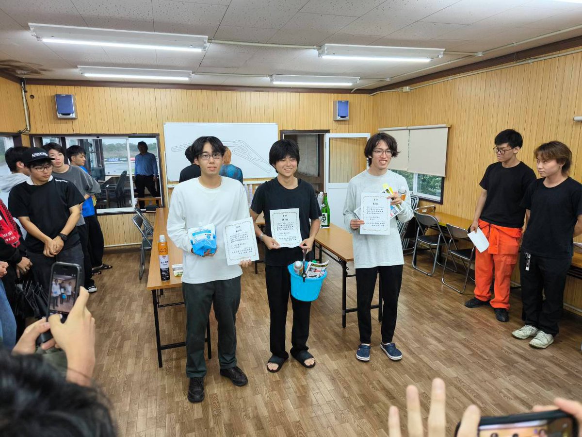 TUMC132's tweet photo. 昨日は東北学自連シリーズの日大Gに参加しました！ビギナークラスでは弊部部員が2位、3位、ドリフトクローズドクラスでは優勝という結果を残しました。エビス西でジムカーナができる貴重な機会を作っていただいた日本大学工学部自動車部様、またエントラントの皆様本当にお疲れ様でした。 https://t.co/UnlQtGOupZ