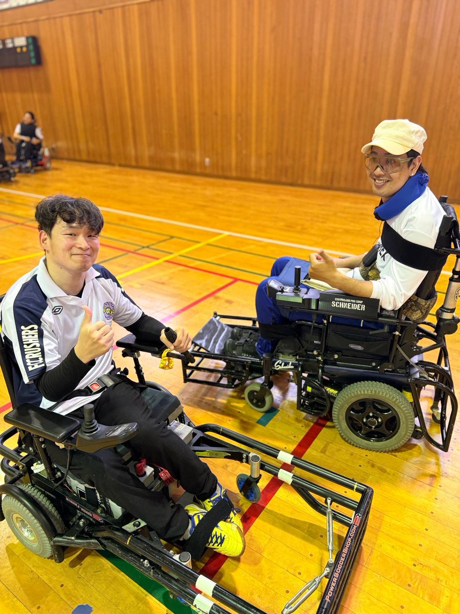 FC93987067's tweet photo. 🟨練習の様子🟦
８月８日(土)合同練習
８月末の大阪遠征に向けて、チーム全員でコミュニケーションを取りながらイメージのすり合わをしました✨
めっちゃ暑い中でも、みんなでやるサッカーはやっぱり楽しいですね👍

📅次の予定は、8月29日30日の大阪遠征！関西チャレンジャーズカップとなります🐯 https://t.co/HdoY6T6Rrk