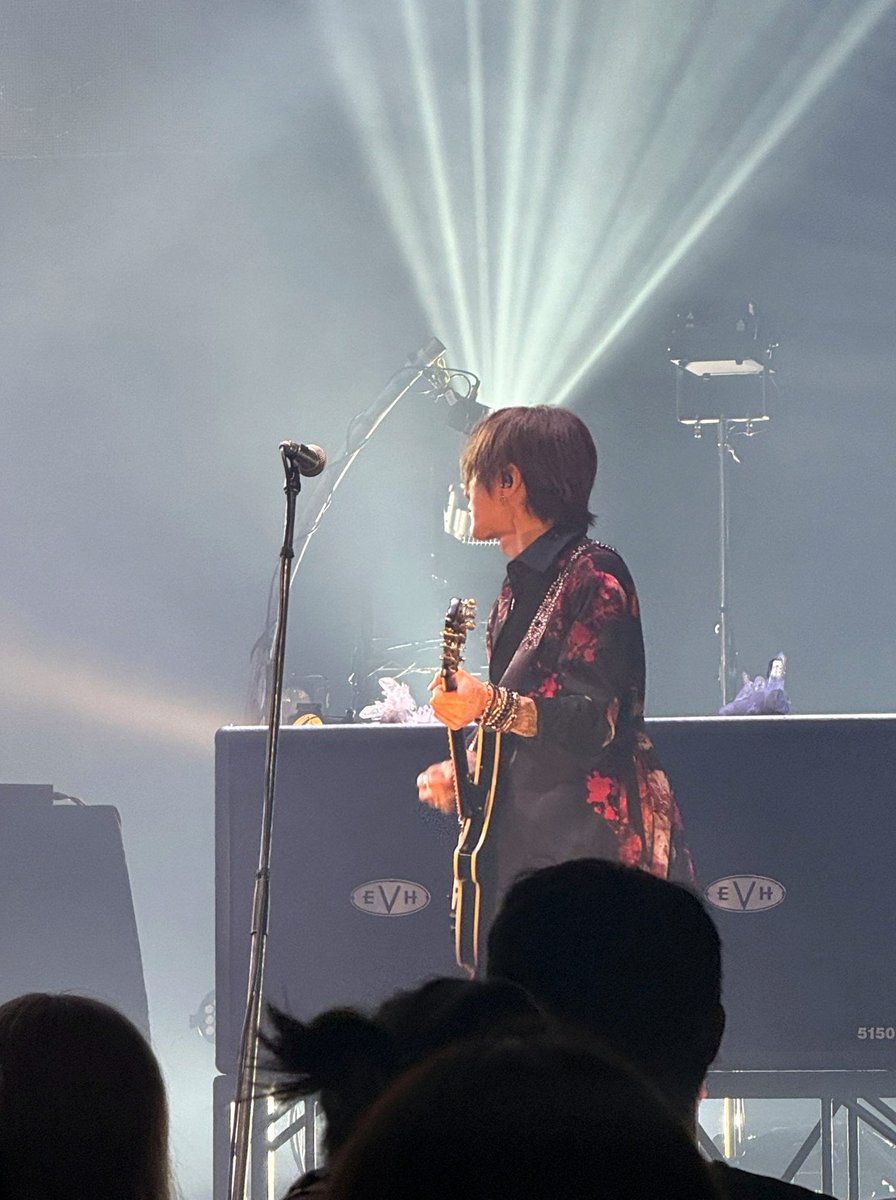 Ant_melathonin's tweet photo. セブンのはちみつパン 冷たいままだとうーん？言うほど…だったけど温めたら神 https://t.co/RAP9DzuXFU