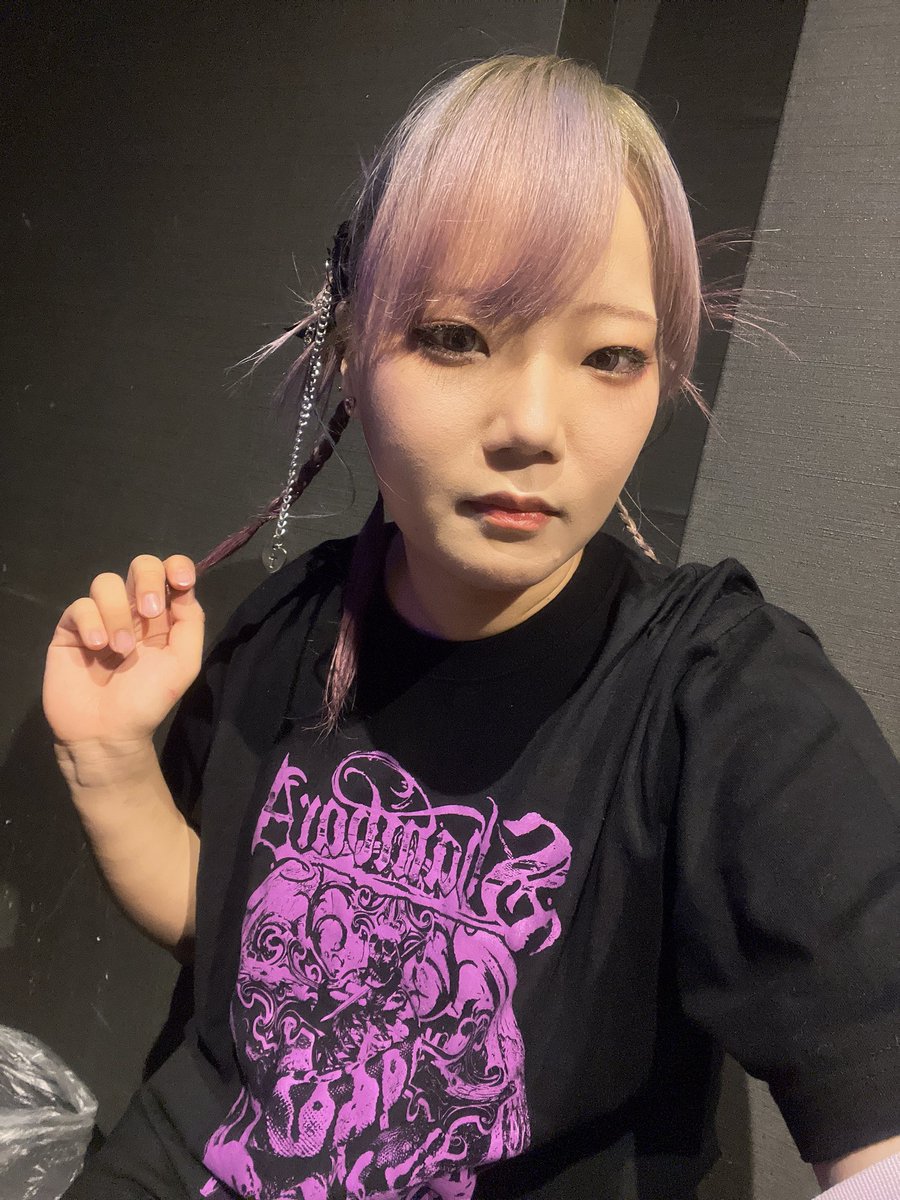 P_mag_'s tweet photo. 会場しましたにゃー
しゃんばらTシャツかわいいにゃー https://t.co/BJ5kijzimf