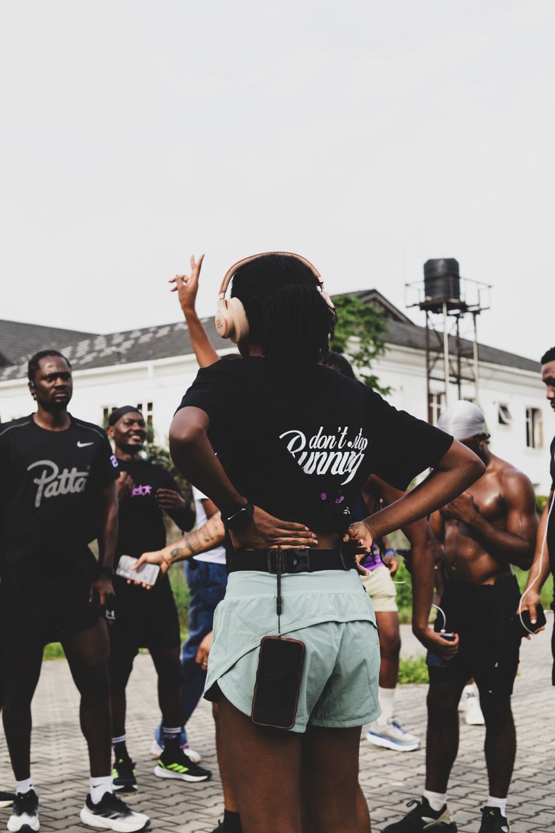 NoteSphere's tweet photo. We ran a 5K with Patta yesterday and it was so much fun!!!

📸: @seyibanksz https://t.co/MooAQhRX6C