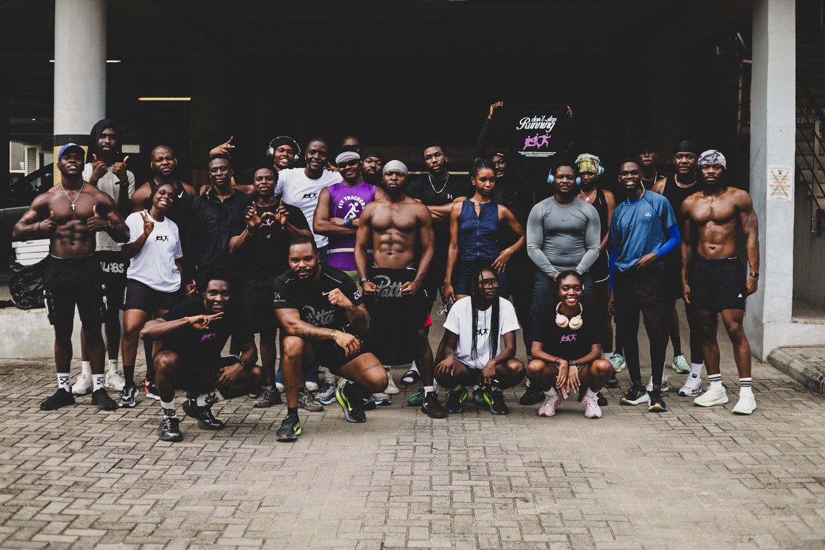 NoteSphere's tweet photo. We ran a 5K with Patta yesterday and it was so much fun!!!

📸: @seyibanksz https://t.co/MooAQhRX6C