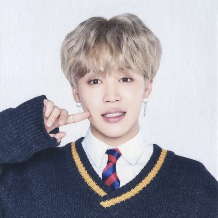 Nana_CeboJin's tweet photo. Armystades, hice un fanfic #yoonmin lo pueden leer porfi? Literal lleva horas en 0 lecturas y se sintió feo 😞 https://t.co/DrOFr7v5uh