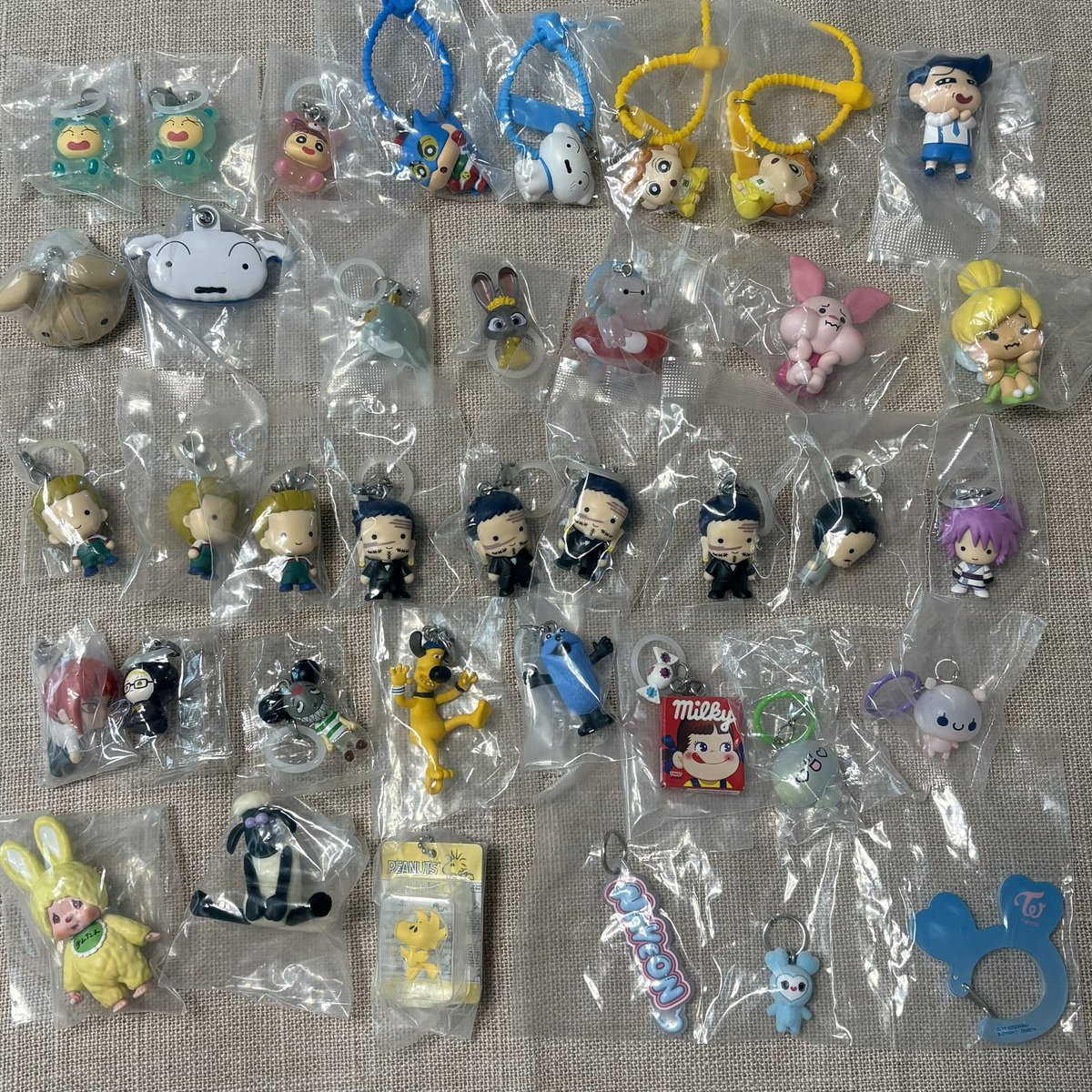 m__ive's tweet photo. ガチャガチャ 交換 買取 サンリオ たまごっち シュガバニ　クレヨンしんちゃん　ハンターハンター

【譲】画像1~3枚目

【求】画像4枚目

郵送での交換希望📮
お気軽にお声掛けお願いします🙇🏻‍♀️

#ガチャガチャ #ガチャ交換 #サンリオ https://t.co/YsIupT3XJL