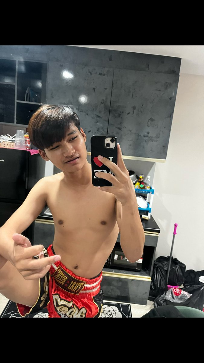 puncarabrap's tweet photo. เหงาจัง #ชลบุรี https://t.co/hVia3D0E5u