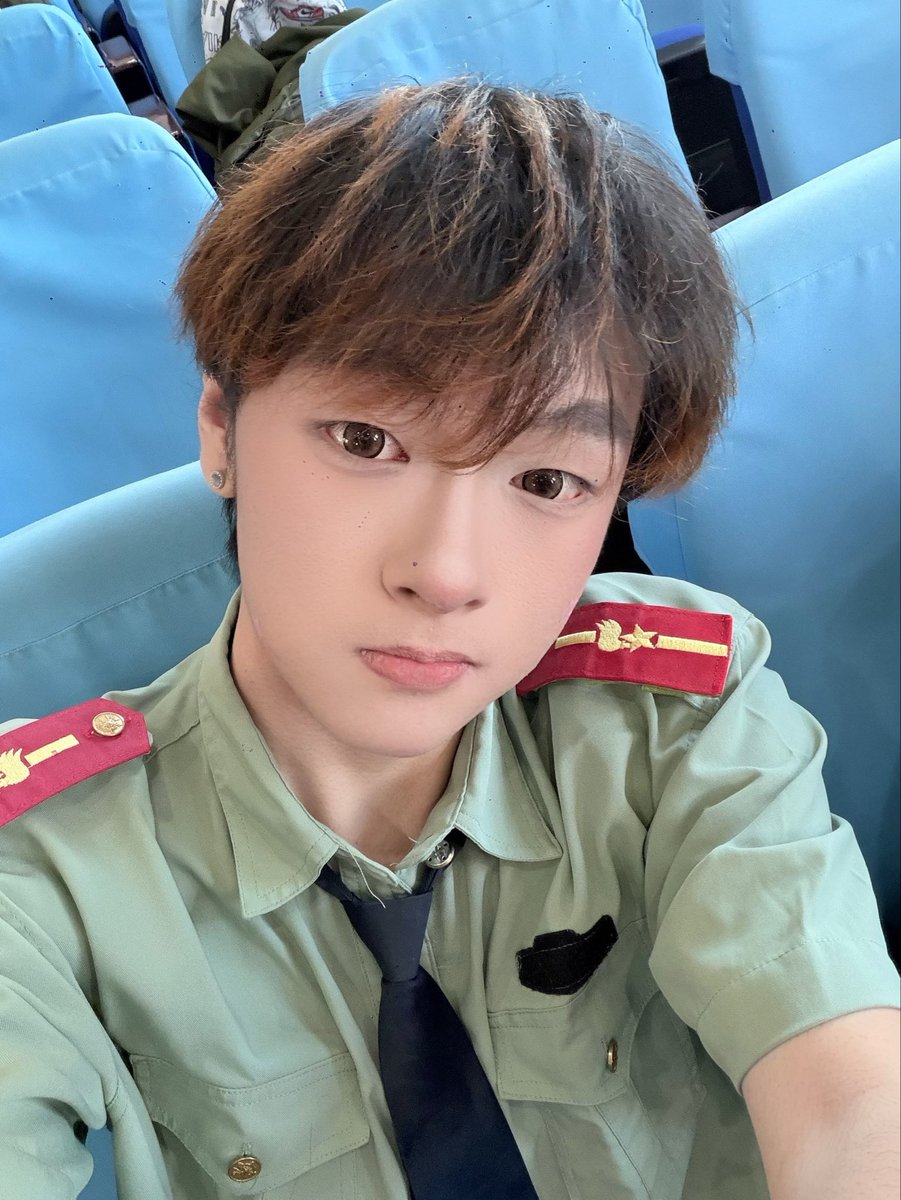 cangcang005's tweet photo. 这个弟弟长着一张可爱呆萌易推倒的脸，又有种人受不了喷尿外翻的🍑谁能忍住把猛攻呢
有喜欢的欢迎💰入会+🐧2129800696预定送完整版视频。 https://t.co/7hsfCoCiHc