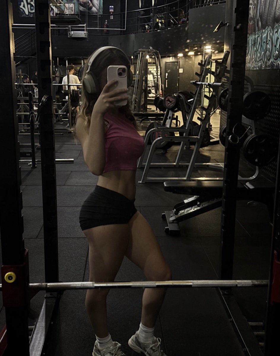 lose2caitlin's tweet photo. No more thinking https://t.co/6GSPdlhnQK