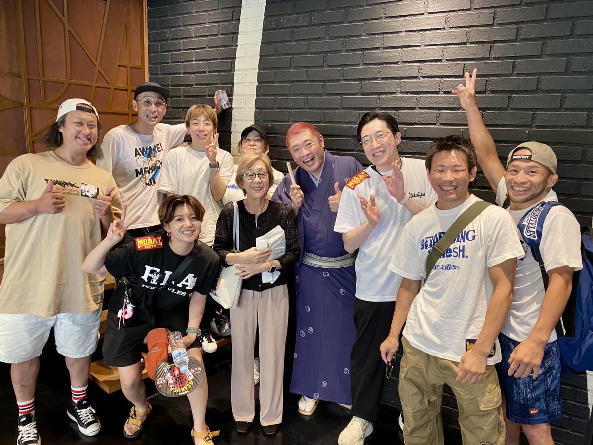 kiyotakashimizu's tweet photo. https://t.co/eb04J5ozTk
8/7
#zero1 火祭り
8/8
#matroom #清水ジム探訪
↓
落語会
#立川志の八さん/お菊の皿
#立川志の太郎さん/青菜
-中入り-
#立川志の春さん/千両みかん
お付き合い頂いた皆様
ありがとうございました。 https://t.co/1wvuKB3noO