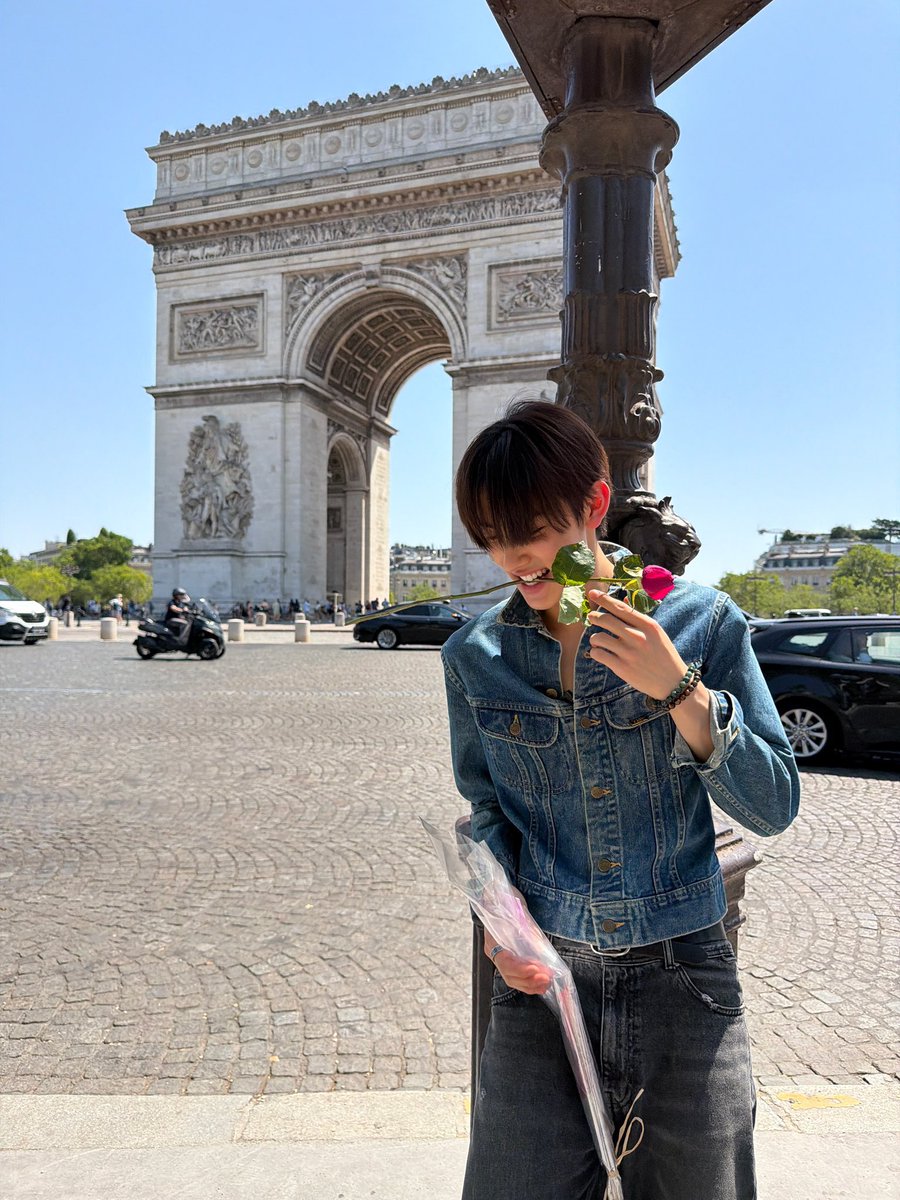 eomseaniee's tweet photo. #SEONGHYEON #성현 INSTAGRAM UPDATE

“I feel so romantic” https://t.co/xyTgEEsZSY