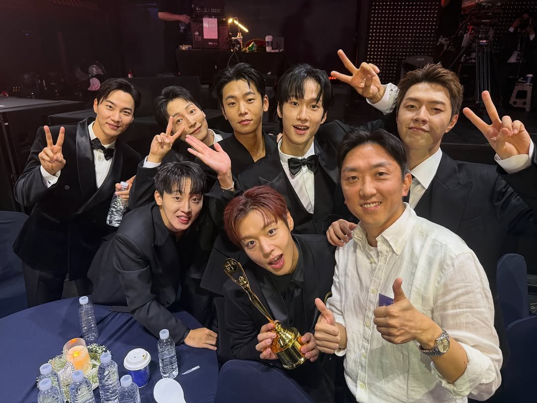hoonymini's tweet photo. 취사병 감독님 인스타 #박지훈
드디어 사진 공유해주셨다🫶
https://t.co/rjeVlpaObS https://t.co/nIC2EQEmd6