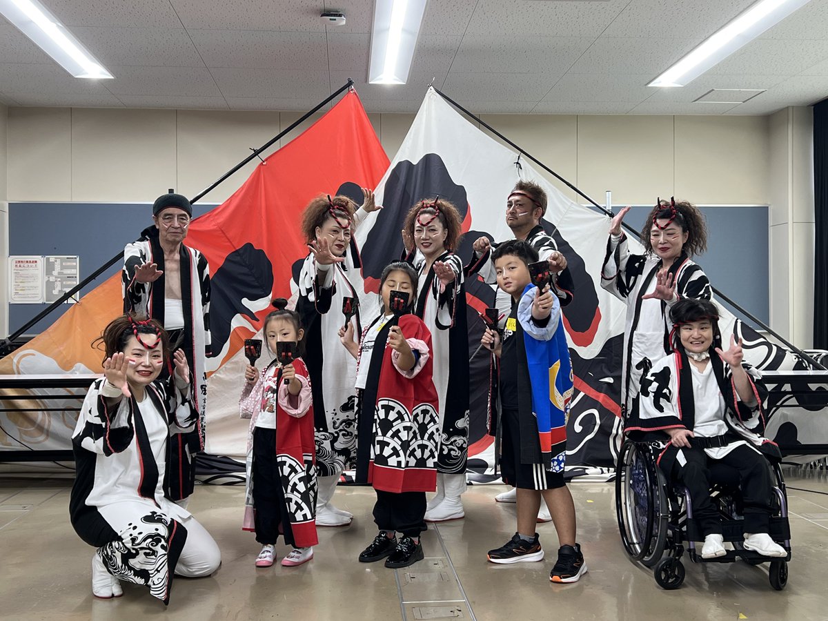 Kanpuhudou's tweet photo. 『みやこ習いごとEXPO 2026』での演舞終了しました‼️

関係者の皆さん、お疲れ様でした☆彡

予想よりもたくさんの子供たちが流星海の体験に足を運んでいただきました☆彡

今回のイベントに限らず、体験や見学は随時受け付けているので、お気軽に連絡ください☆彡

 #よさこい 
 #神風宮古流星海 https://t.co/jawLgILVqr