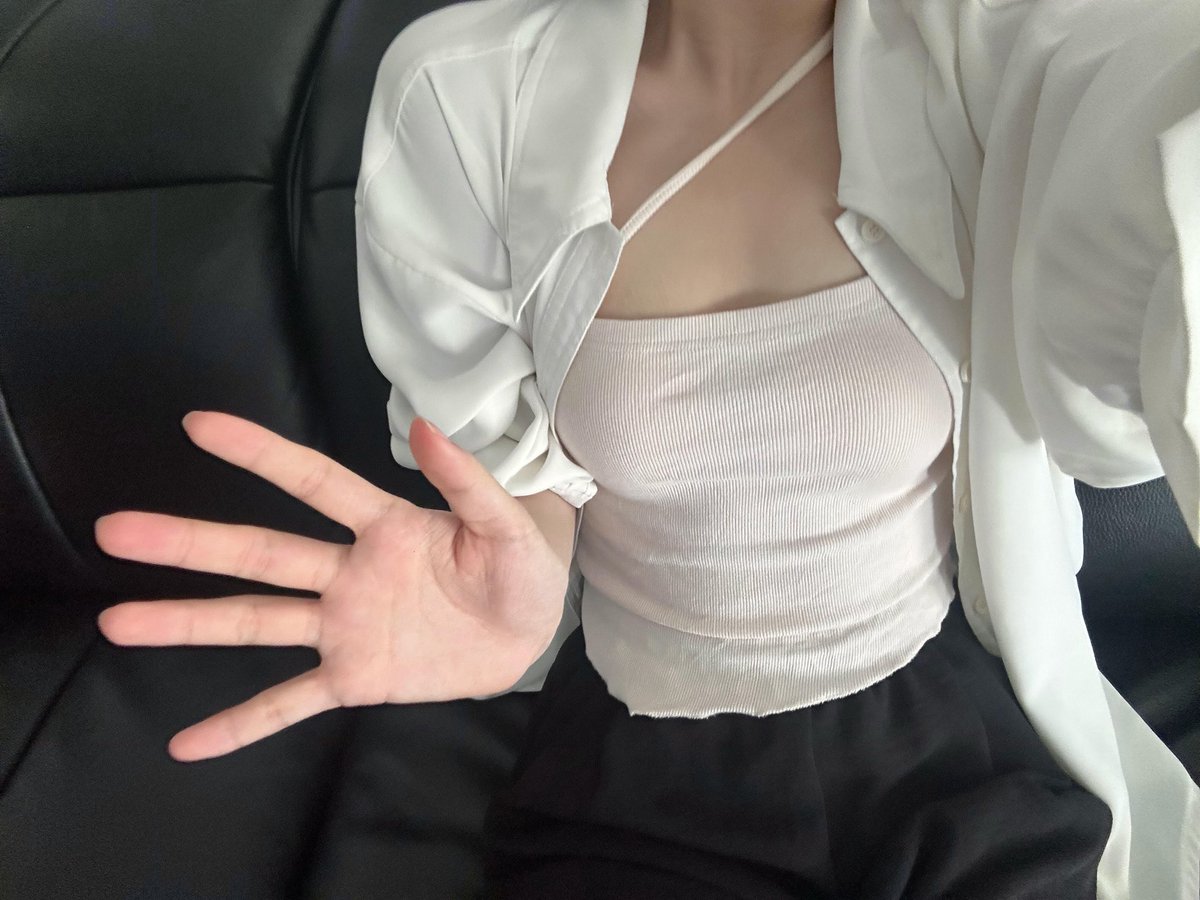 NenaGomes8's tweet photo. 长沙有吗？ 晚上出来对抗。 #长沙 https://t.co/KxEIZLOcuz