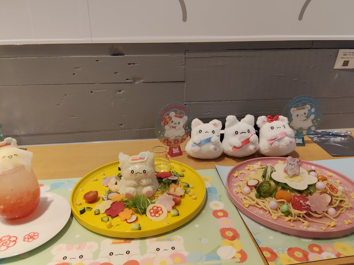 kanisukimaru's tweet photo. お友達とまるまるカフェ！パンケーキが思ったよりパンケーキでとっても美味しかった〜！
ちらし寿司も◎ https://t.co/nSi0YR457q