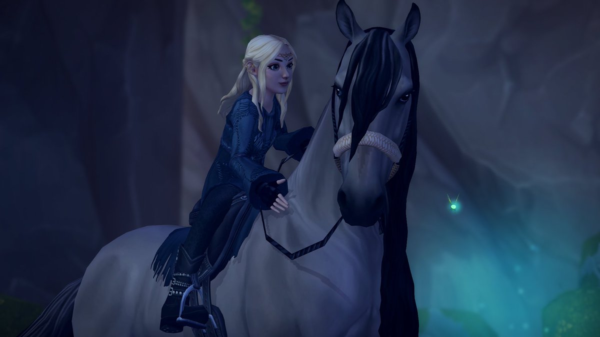 LunaHierae's tweet photo. A bond forged in fire. 🔥🐉🤍
#StarStable https://t.co/ep3vJd1IIO