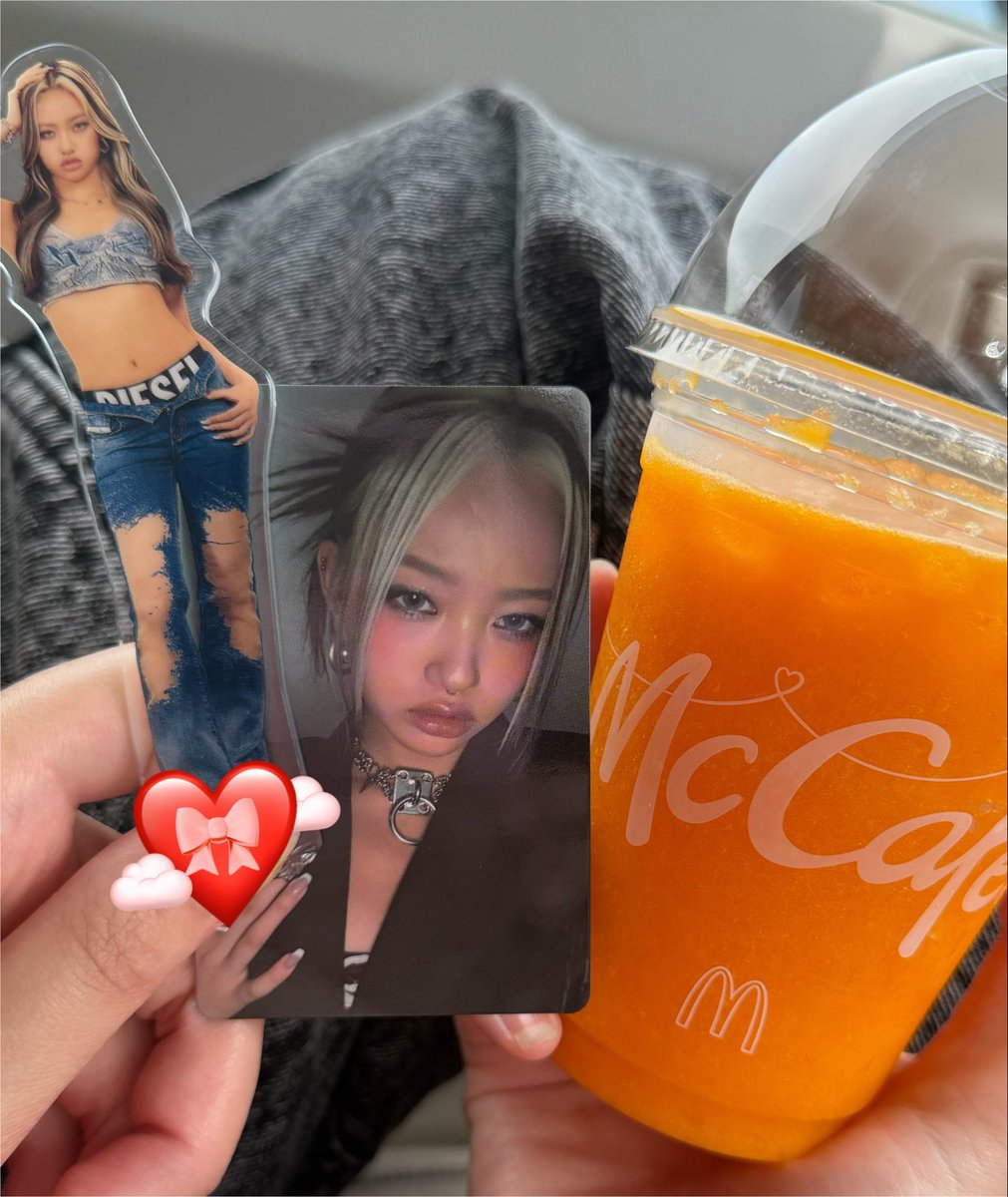 Nr__opc's tweet photo. 𝓜𝓪𝓷𝓰𝓸 𝑺𝒎𝒐𝒐𝒕𝒉𝒚 飲んできた🥭 

#HANA   #YURI
@HANA__BRAVE  ꫂ ၴႅၴ*.𝝑𝝔 https://t.co/tCVRCAmj28
