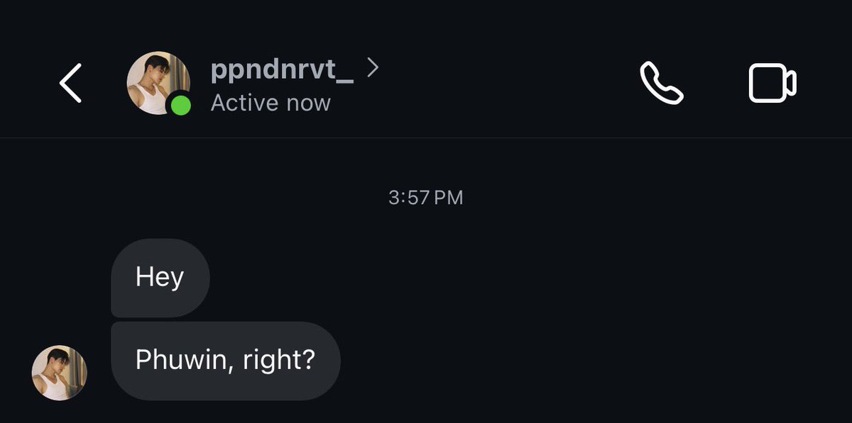 sashimirolleee's tweet photo. #pondphuwin socmed au

Pond Naravit has a reputation for being a notorious playboy and his new target happens to be Phuwin's girl best friend.

One day, Pond slides into Phuwin's DMs asking for her number. But knowing Pond's reputation, Phuwin refuses to give it to him.

Instead, he gives Pond one condition before handing over his best friend's number. 👀🤭