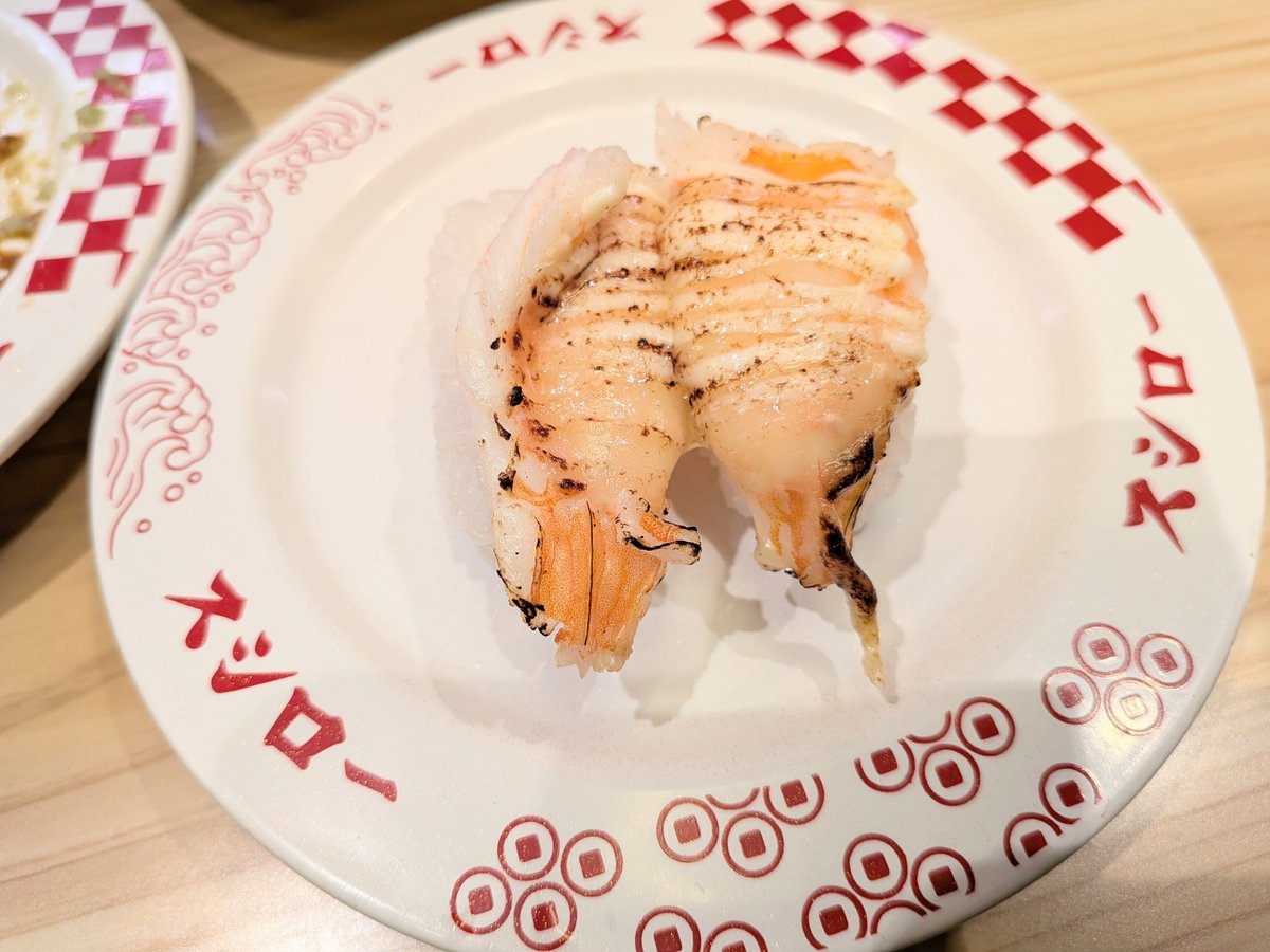 rssShinobu's tweet photo. 今日のランチ！
久しぶりのスシロー🍣

ウニが無かったのが
残念だったけど…

ずわい蟹
カニ風サラダ軍艦
海老チーズ炙り
⬆️これがメッチャ美味かった〜♪
😋

お腹イッパイ！
美味しかったわ〜🧡
🥰🥰🥰 https://t.co/Gb1Kd9mFLP