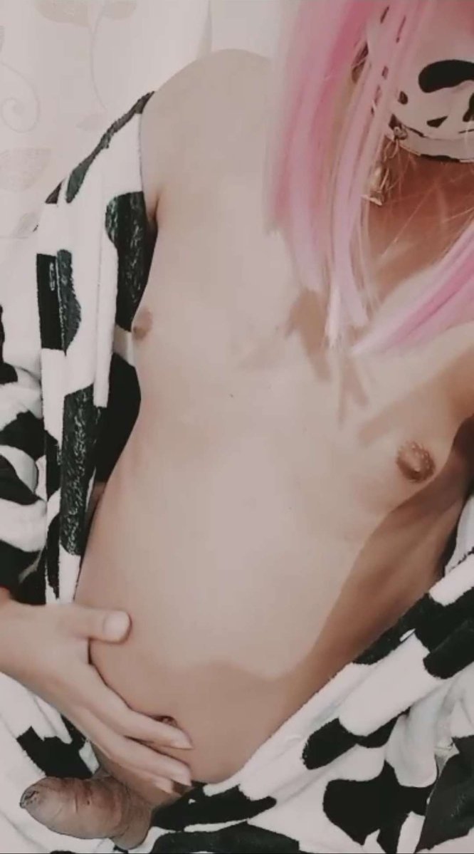 Pinkcow52's tweet photo. HI~🐮
#男娘 #femboy https://t.co/mGuX5r4L4L