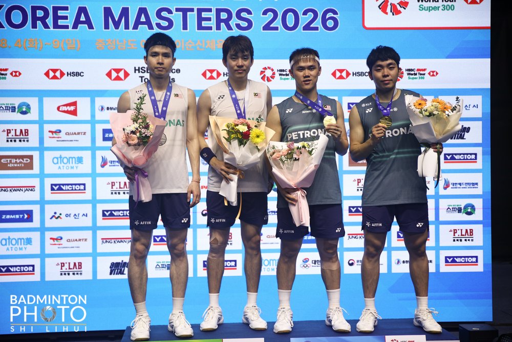 BA_Malaysia's tweet photo. #KoreaMasters2026 | FINAL

Two new pairings, one all-Malaysian final 🇲🇾🏆

Tee Kai Wun-Yap Roy King 🥇 and Man Wei Chong-Soh Wooi Yik 🥈 made it a Malaysian affair on the podium after an all-Malaysian battle for the title 💪🏻

Tahniah to both pairs! 👏🏻

#GemilangkanLagi
#BadmintonMalaysia
#DemiMalaysia