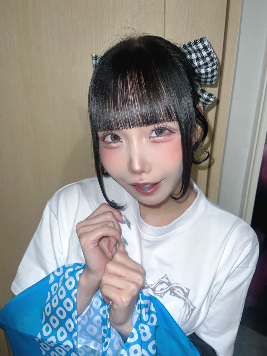 cocosyn_sui's tweet photo. この飴食べる？ https://t.co/t9i4Xz7djU