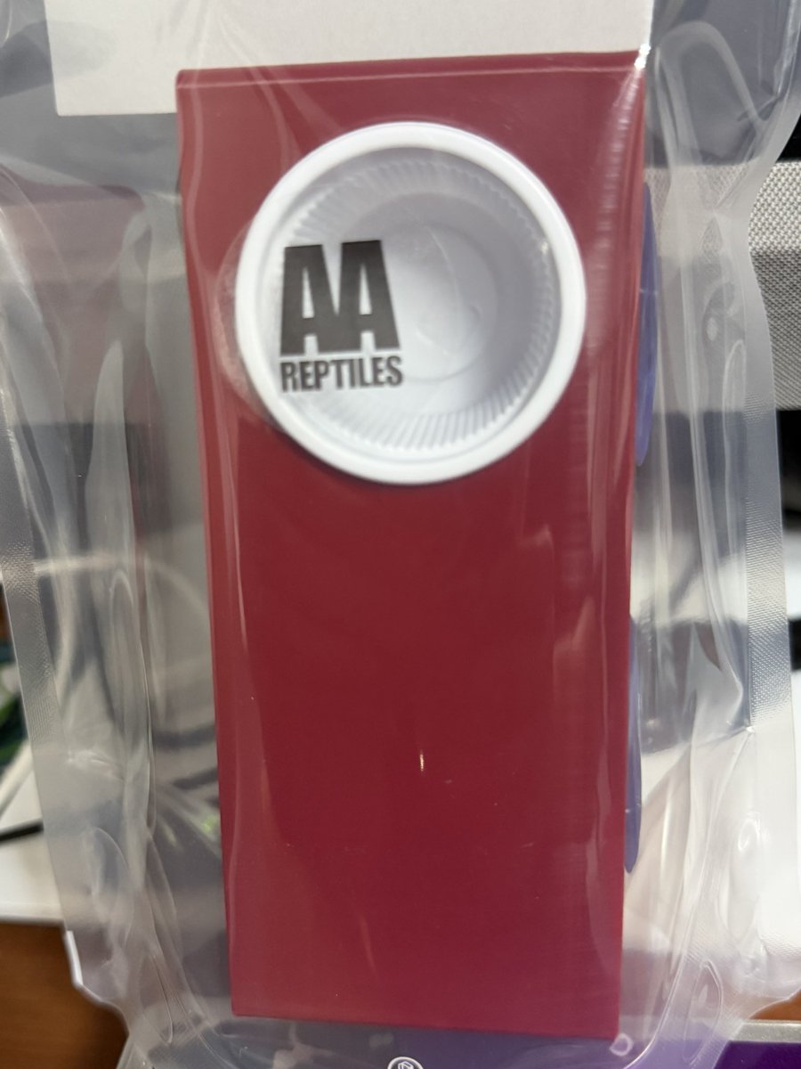 fattail2023's tweet photo. 近畿レプ戦利品

ホソユビ缶！めちゃくちゃ嬉しいやつ。
メガクレスハウス！何故か🟥
と直置きのやつ！直置きのやつ色々便利やからうちでは結構使うの🥹
いつもありがとうございます✨
@amarep_000 https://t.co/gw6aT6yEwK