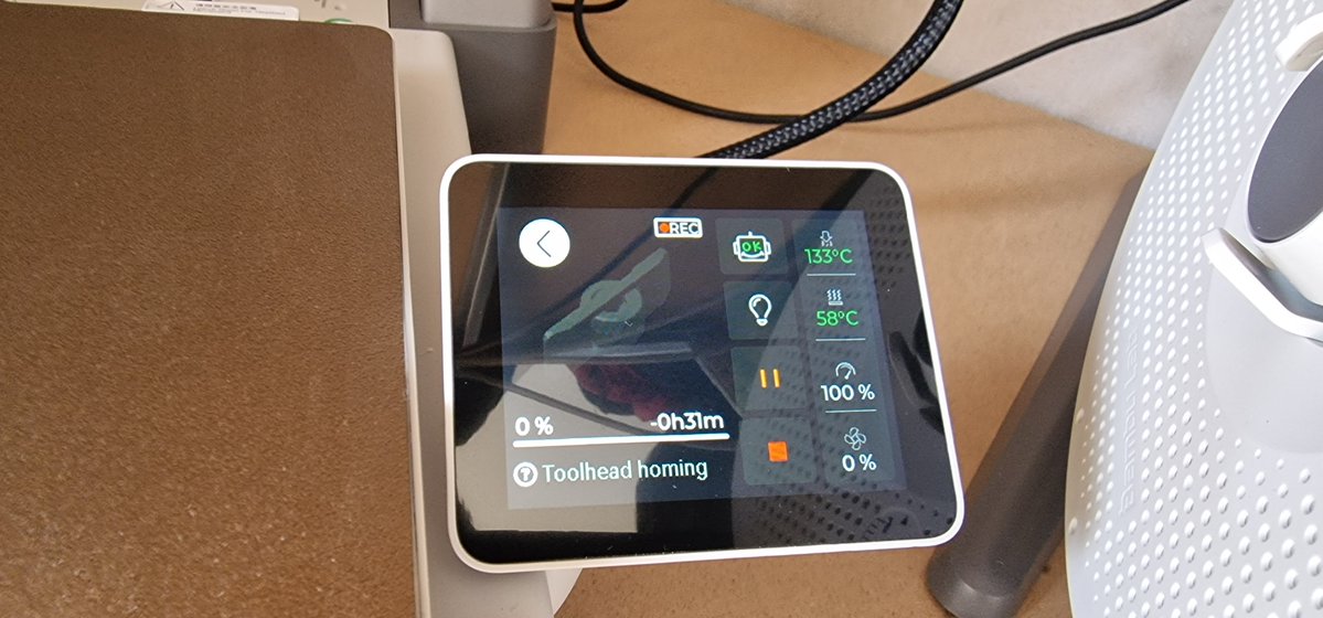 FallmanOskar's tweet photo. 3d-printing a finger #onewheel https://t.co/odwfOLMD0Q