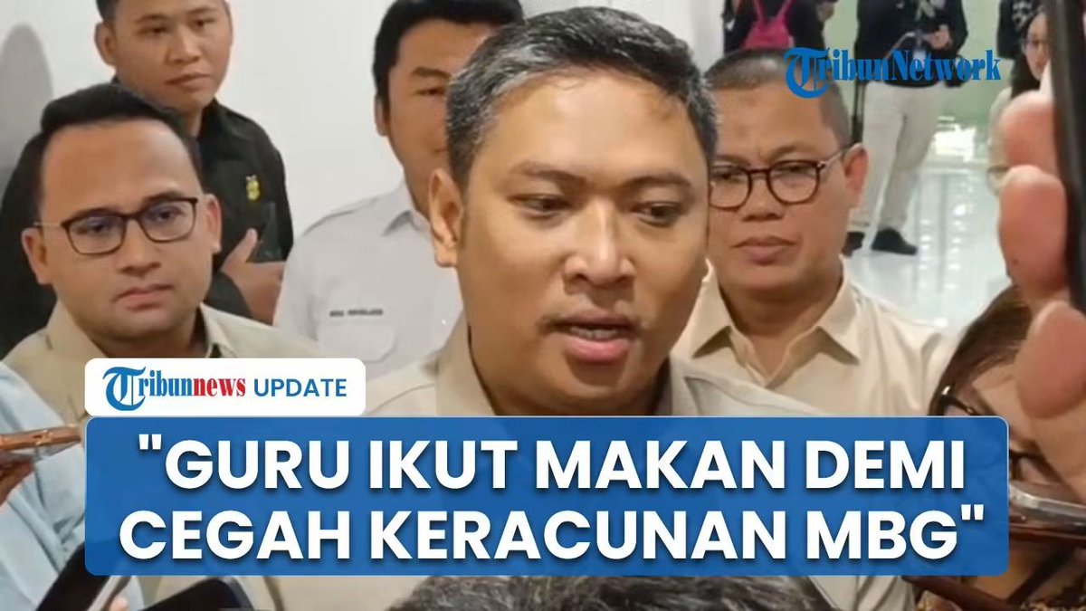 ardisatriawan's tweet photo. Pekerjaan baru guru: food tester.

Mencegah murid keracunan MBG. https://t.co/nbLsIataiE