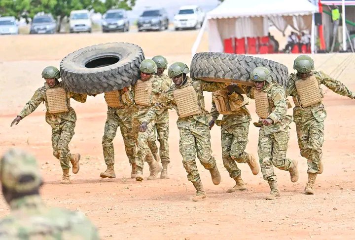 ivymuthe's tweet photo. How does this kind of training help in battlefields? https://t.co/XtbGymZrMq