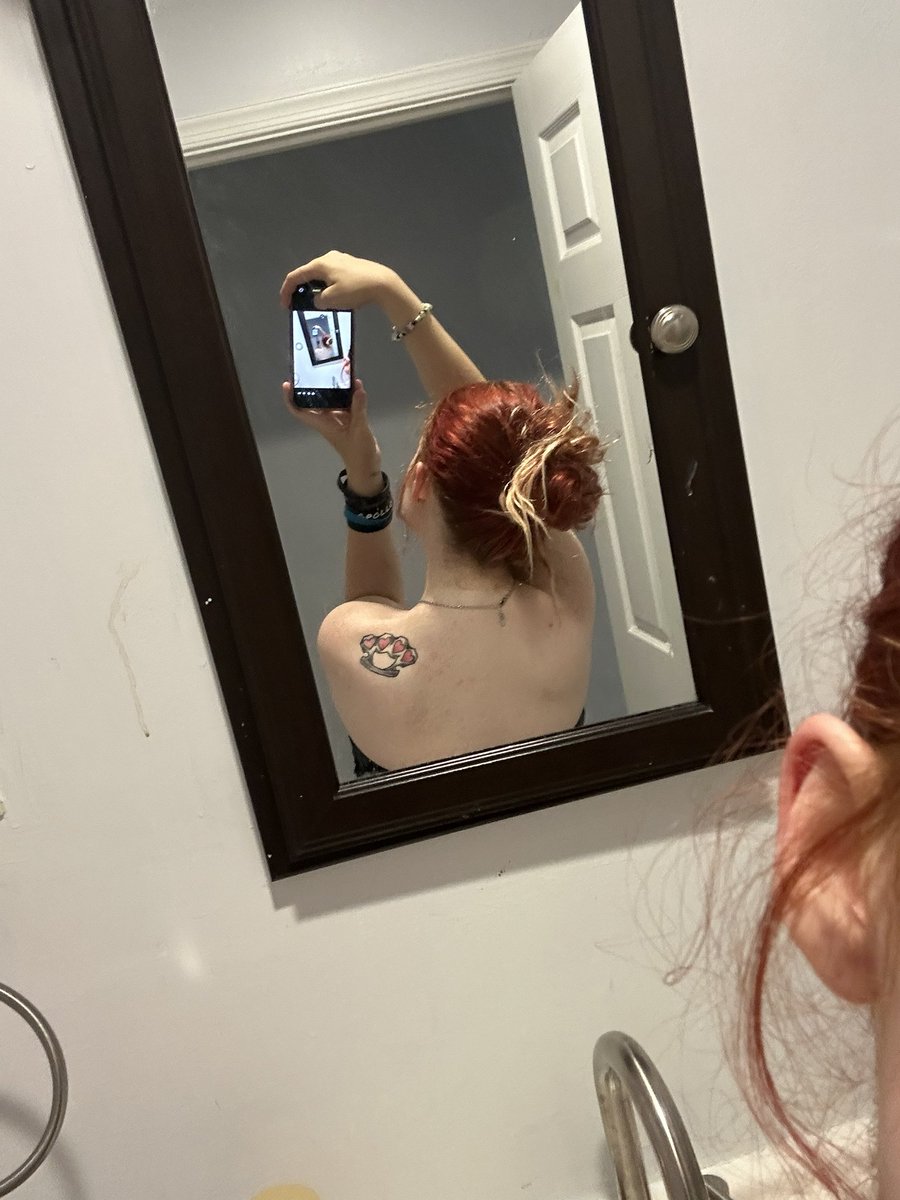 lilknifewhore's tweet photo. Rise and shine niggas slave away for your 21 yr old goddess ๐
#bnwo #wnwo #nsfw #nsfwtw #nsfwtwt #horny #pussy #ass #latina #pawg #petite #ageplay #raceplay #bbc #wbc #sph #joi #feet #ass #soles https://t.co/OlbSaDY5Wr