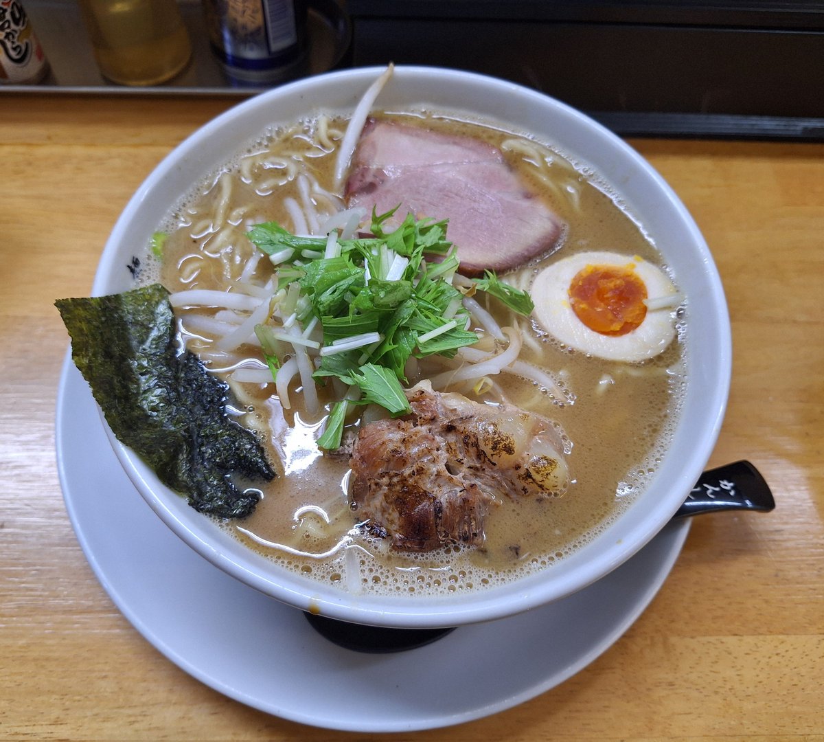 Jackymonhan's tweet photo. 夕食に関の白神なう🍜 https://t.co/QTK8aGYVnH