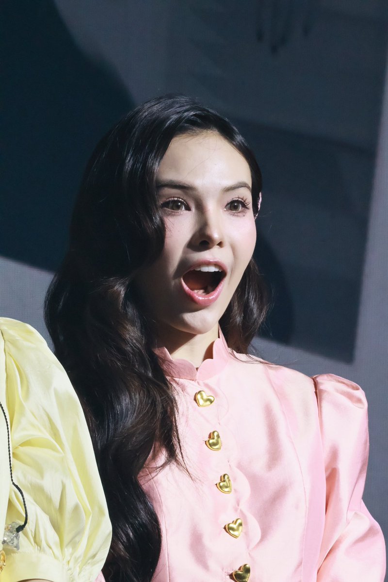 yuhungaoa's tweet photo. Too cute to handle🥹🤏🏻🧏🏼‍♀️

#SonyaSranphat 
#lmsy2026FANMEETINGINKOREA https://t.co/zsQE8jMuaU