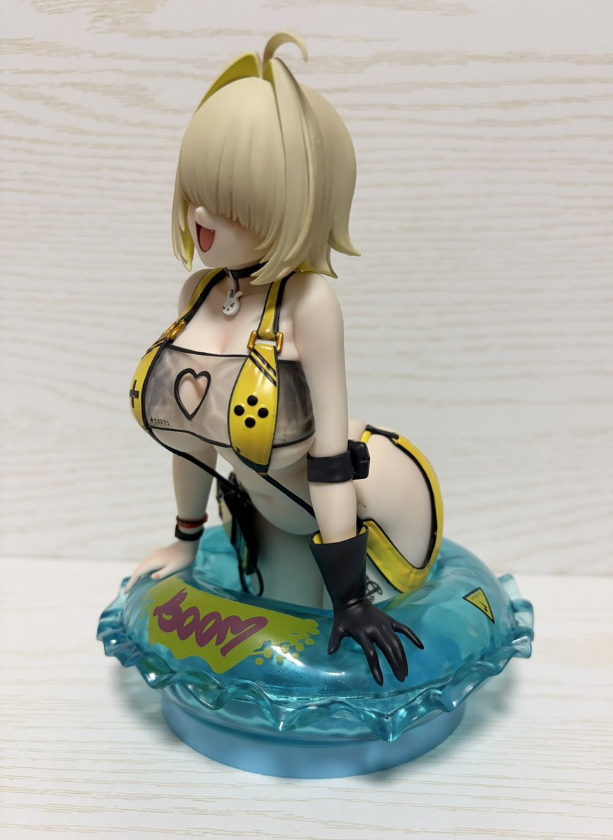 SAKAKInanyo's tweet photo. 俺…コンビニでこんなとんでもないもの買ってきたんだ…😍

 #NIKKE https://t.co/EobB3jXGho