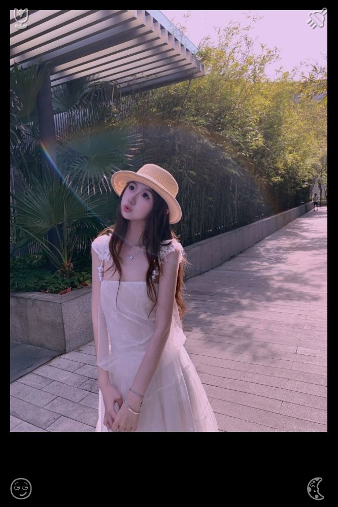 soliterakrilik's tweet photo. Once I’ve polished off my tiramisu, I snap a few pictures of the café’s interior, adorned with Japanese artwork and potted bamboo. Stepping out, I feel serene and recharged, eager to carry on with my journey. 🏛 Peach Compote The peaches have a vivid orange hue. https://t.co/oAvN1lG4FT