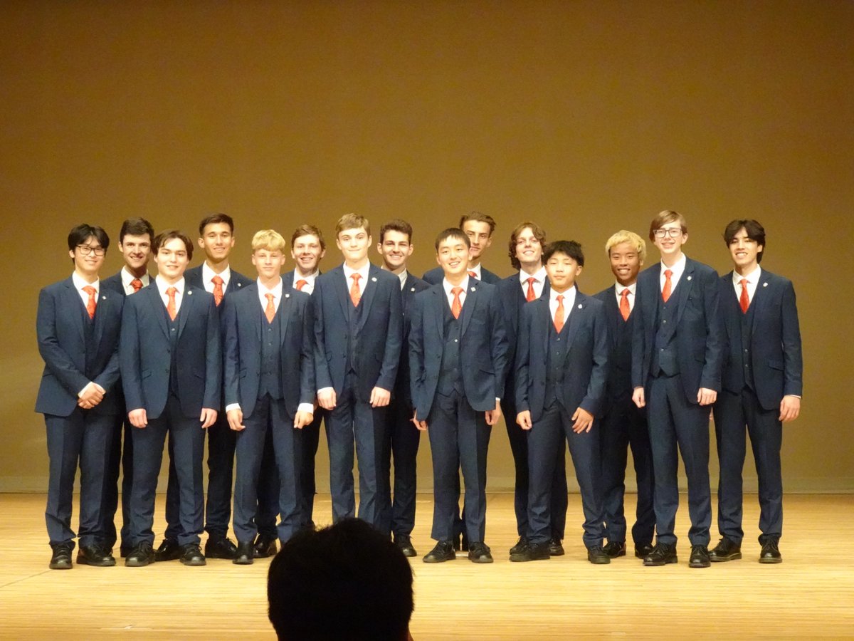 vbcproject's tweet photo. 本当にね、スコラやオージーのコンサートとやれたことは本当に大きなこと、光栄なこと。
この子ら初めて日本に来てコンサートしたのよ。
いい思い出になったでしょう。
本当もう思うことないのよ。
子供たちのいい思い出になるだろうね、ずっとね。 https://t.co/xHHc6HYotU