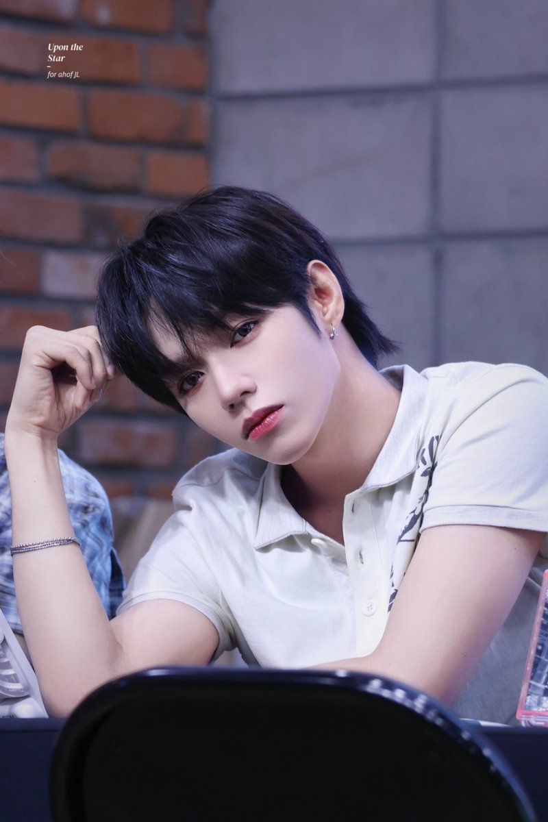 upts_JL's tweet photo. 260809 팬싸

#AHOF #아홉                     
#JL #제이엘 https://t.co/U3LeoOg76E