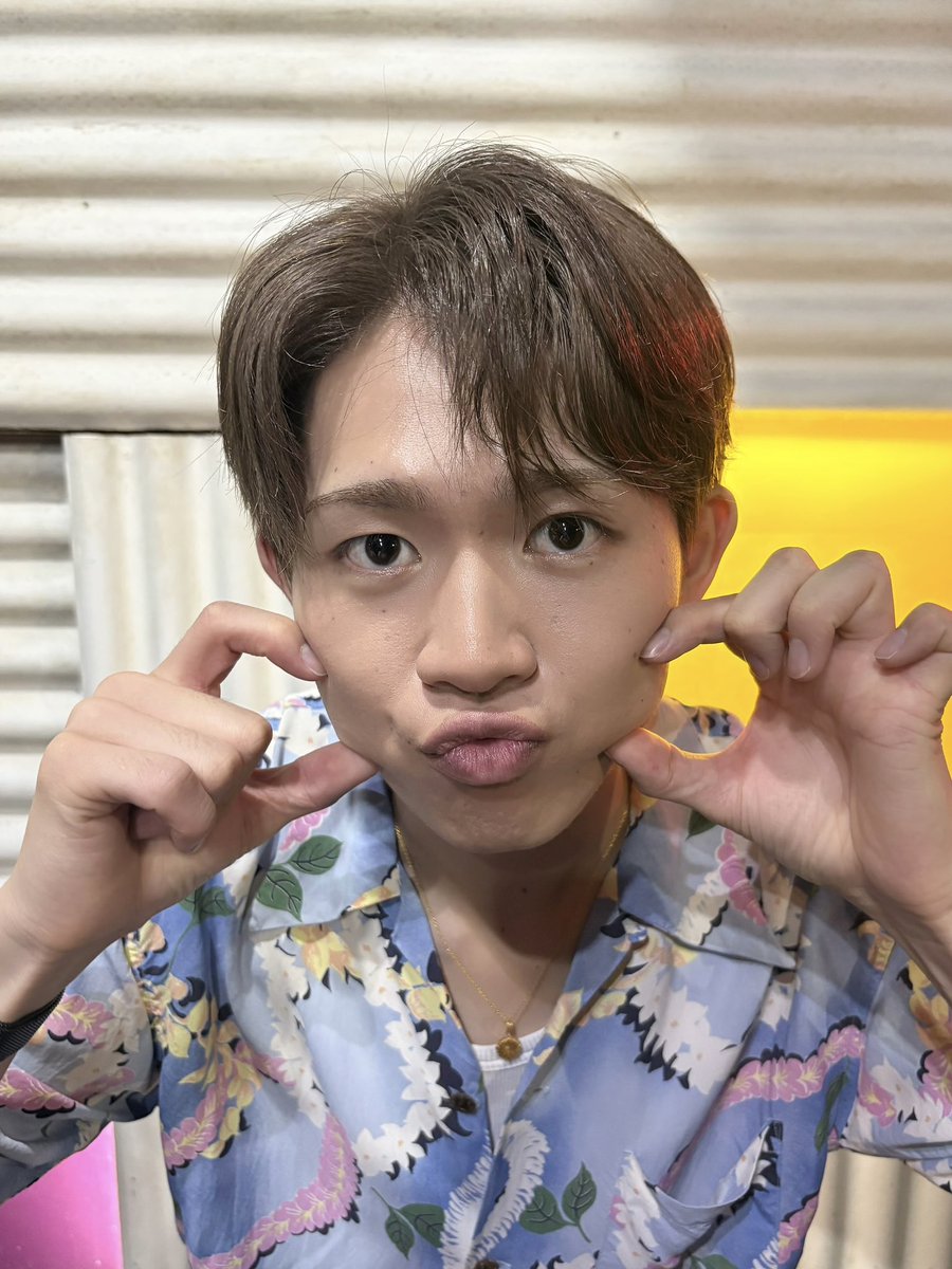 ____9829's tweet photo. ほんとに行ってよかった！ありがとう💙💫
#RYUUSEiファンミ https://t.co/79lhGmoYlU
