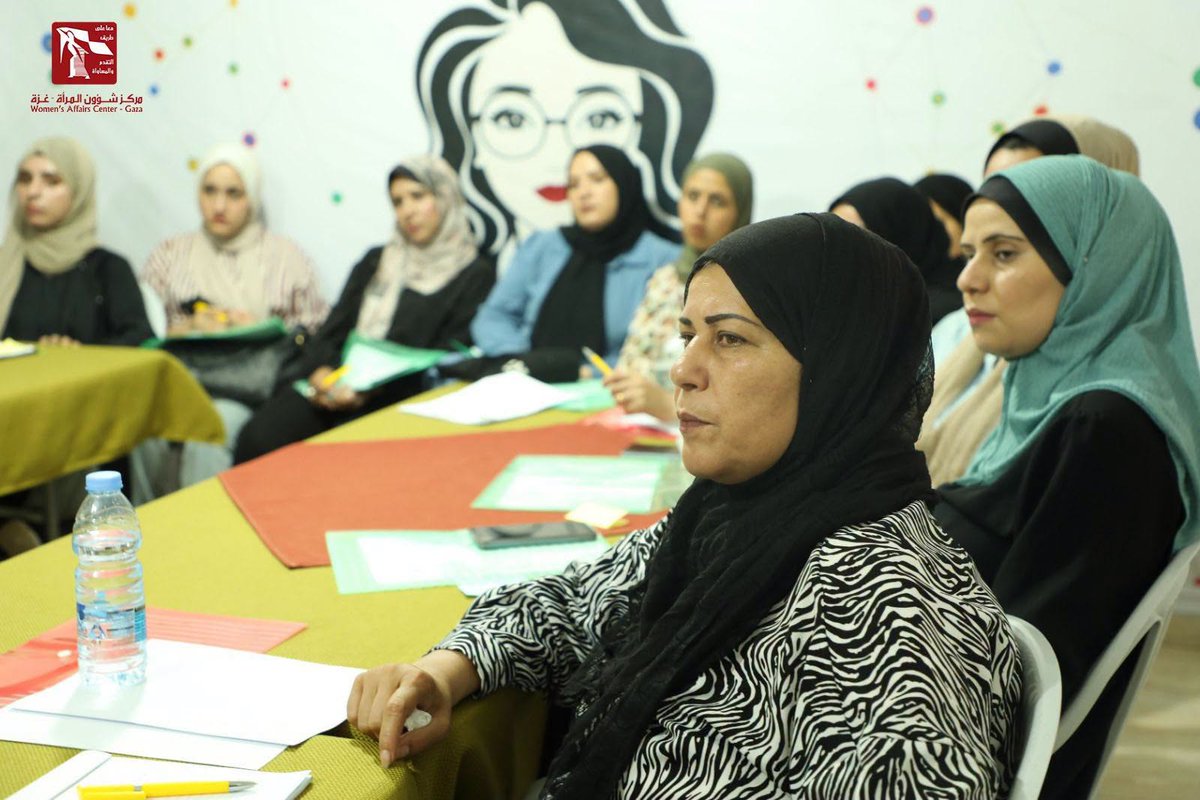wacpall's tweet photo. مركز شؤون المرأة ينفذ تدريبًا متخصصًا حول "العنف المبني على النوع الاجتماعي والوساطة وقانون الأحوال الشخصية"
#مركز_شؤون_المرأة
#Women_Affairs_Center
#WAC https://t.co/dow6qW9ORQ
