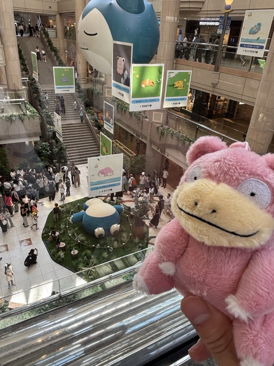 bumobm's tweet photo. ポケスリ展急遽参加したけど楽しかった☺︎
ヤドングッズ全部売り切れでギャン泣き😿 https://t.co/PfNTakLx98