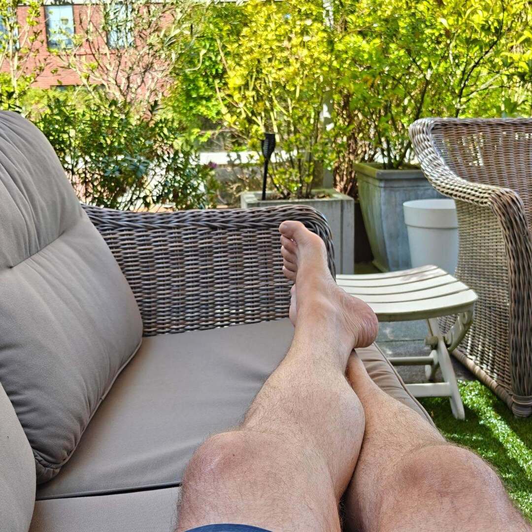 Qnots tweet picture