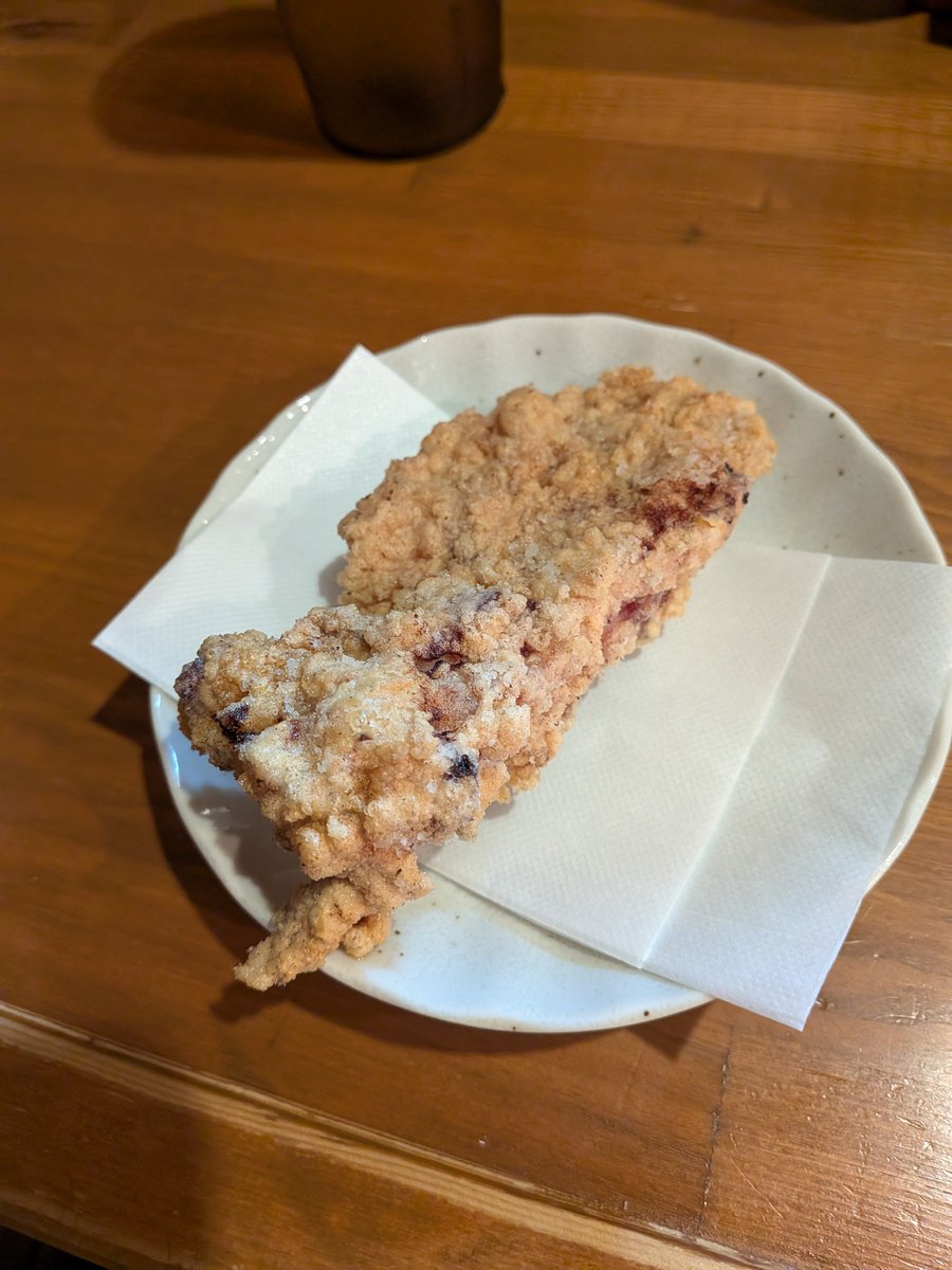 takeshipokemon0's tweet photo. スパイクエネルギー見つからなかったから自分の血糖値をスパイクして来た🍜 https://t.co/JRLiX9ly7k
