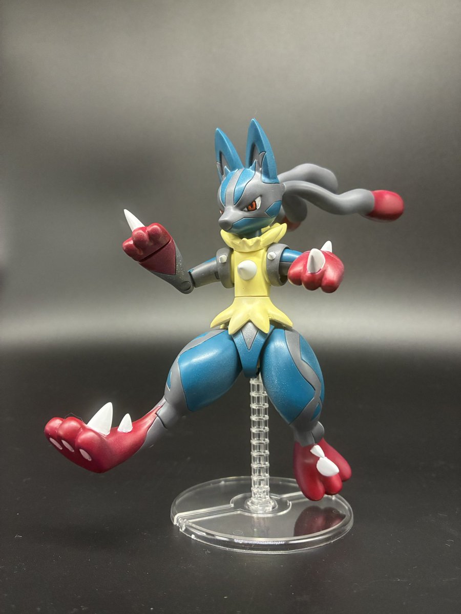 tekko_mjp's tweet photo. ポケプラ メガルカリオ完成しました❗️
肉抜き処理と塗り分けが大変なポケプラでした。
カッコよくなりました❗️

#ポケモン
#ポケプラ
#プラモデルライフ https://t.co/9p8ScXpmgi