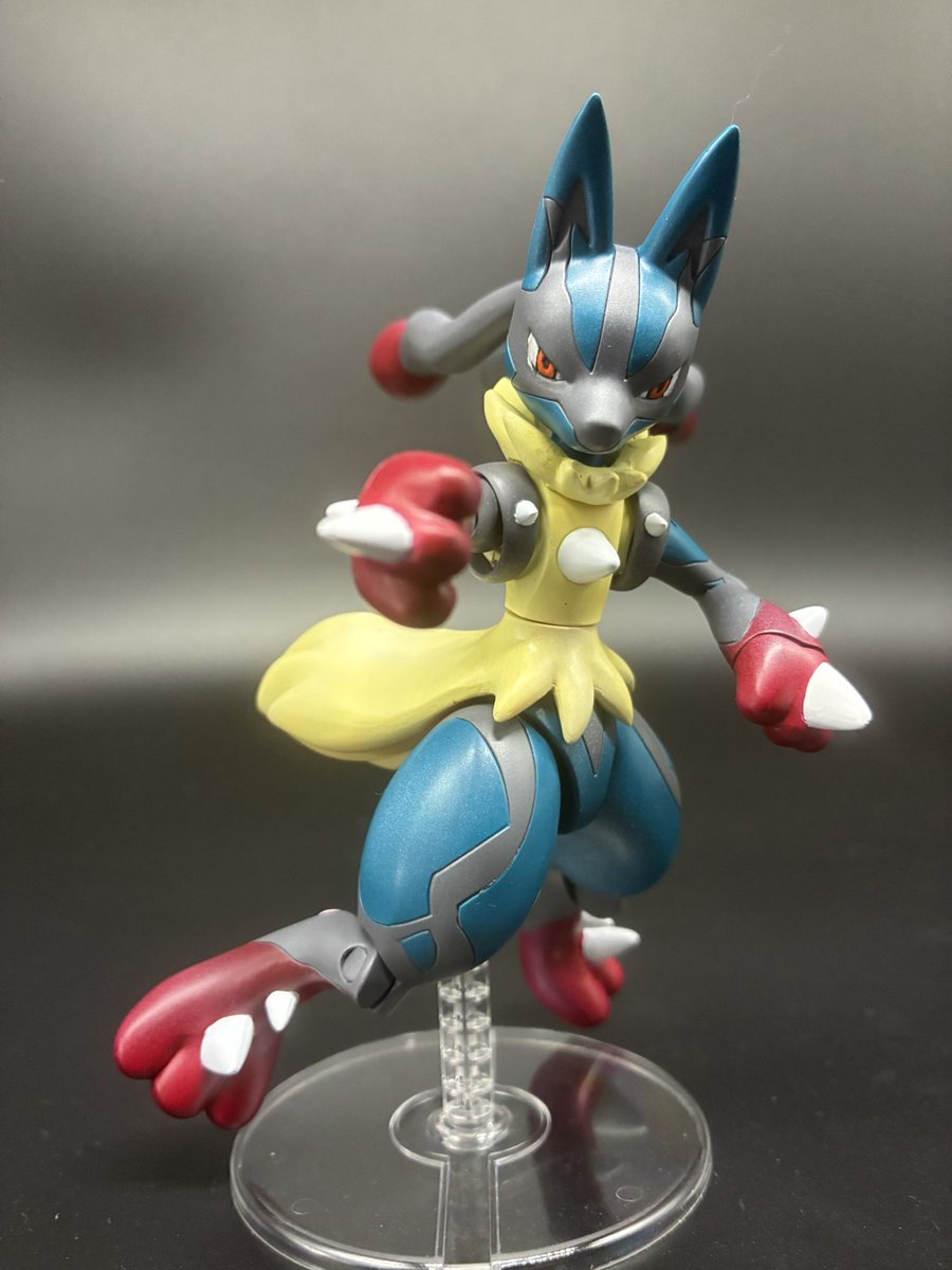 tekko_mjp's tweet photo. ポケプラ メガルカリオ完成しました❗️
肉抜き処理と塗り分けが大変なポケプラでした。
カッコよくなりました❗️

#ポケモン
#ポケプラ
#プラモデルライフ https://t.co/9p8ScXpmgi