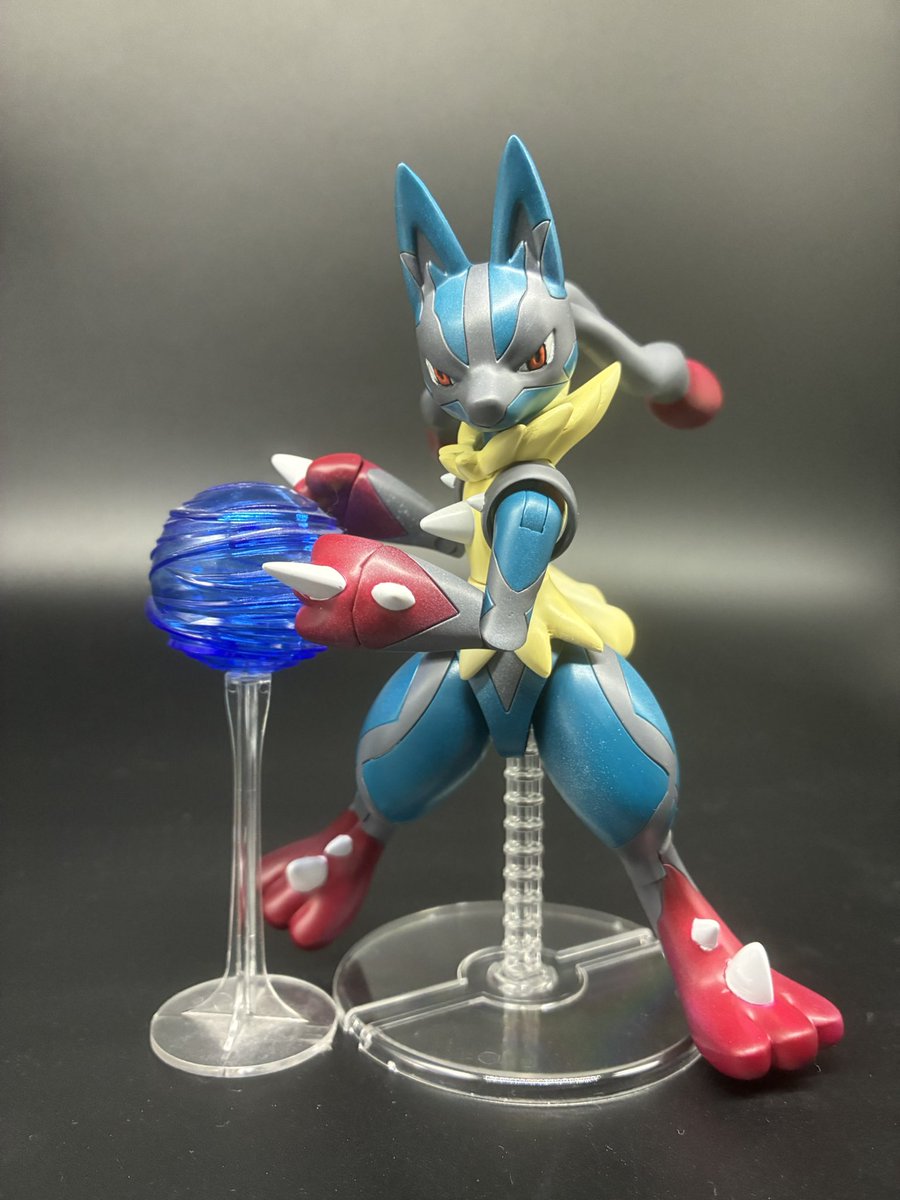 tekko_mjp's tweet photo. ポケプラ メガルカリオ完成しました❗️
肉抜き処理と塗り分けが大変なポケプラでした。
カッコよくなりました❗️

#ポケモン
#ポケプラ
#プラモデルライフ https://t.co/9p8ScXpmgi