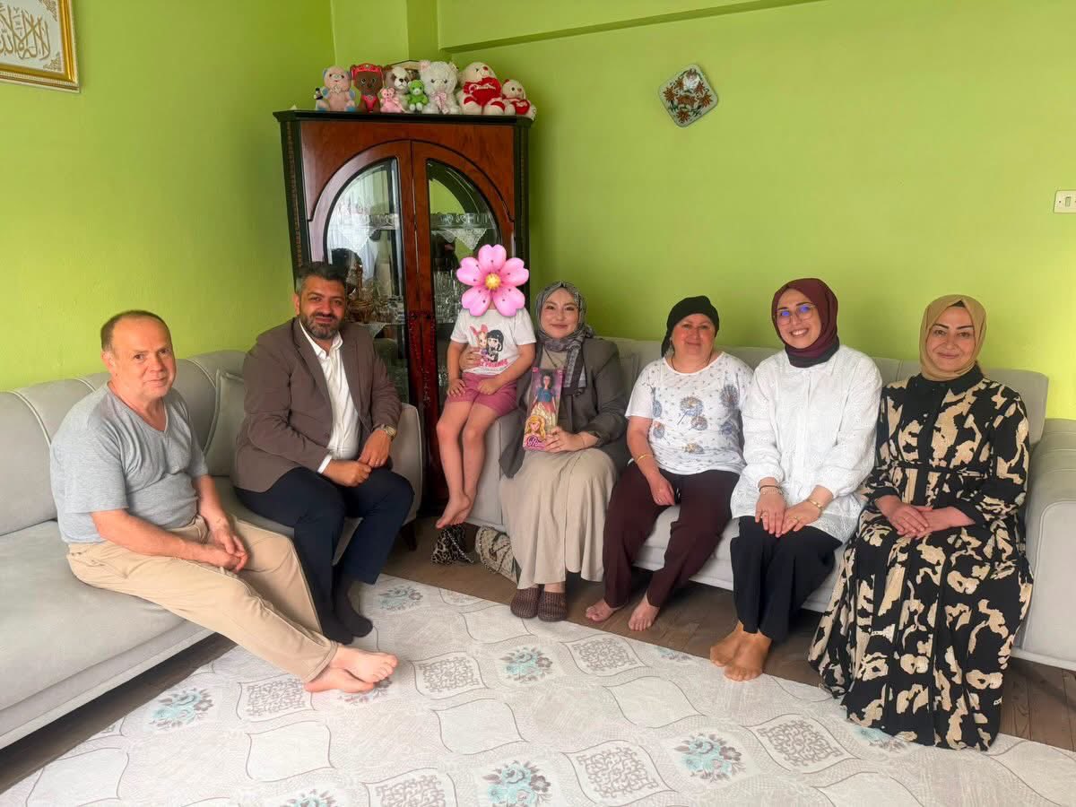 Avfatmanurcakir's tweet photo. 📍Hane Ziyaretleri

İl Başkanı Sn Hüseyin Alkan ile birlikte hane ziyaretleri kapsamında kıymetli ailelerimizi ziyaret ederek gönüllerine misafir olduk. 🤍 https://t.co/KkNBsAVVYV