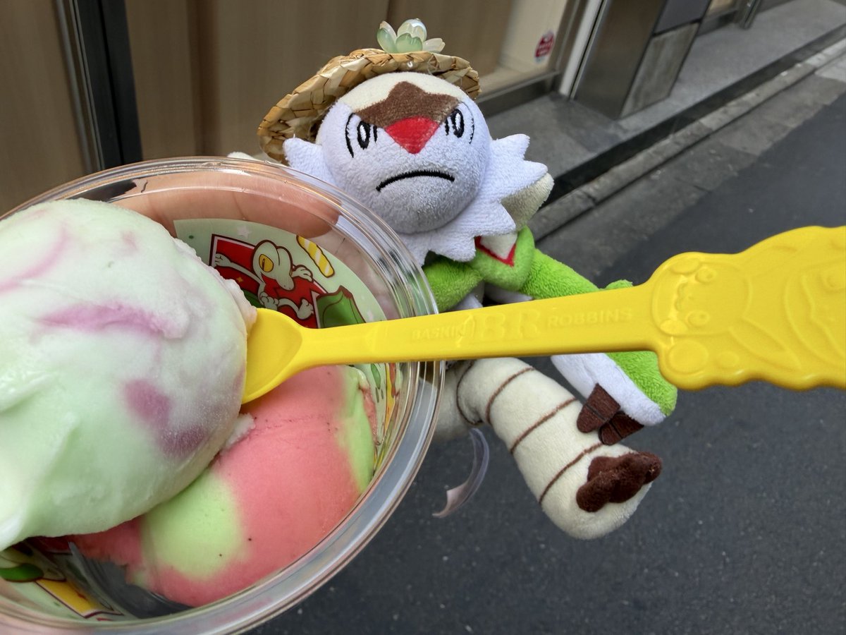 minoalusu's tweet photo. なんかまたサーティワンとポケセン行ってるw
楽しい https://t.co/xuu7w5WbRd