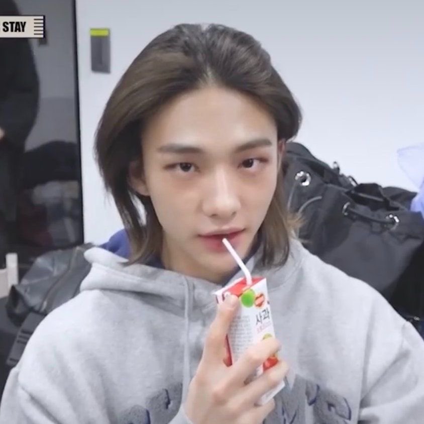 hwanghynjnnie's tweet photo. 🧃 hyun https://t.co/zJnUrSaE4b