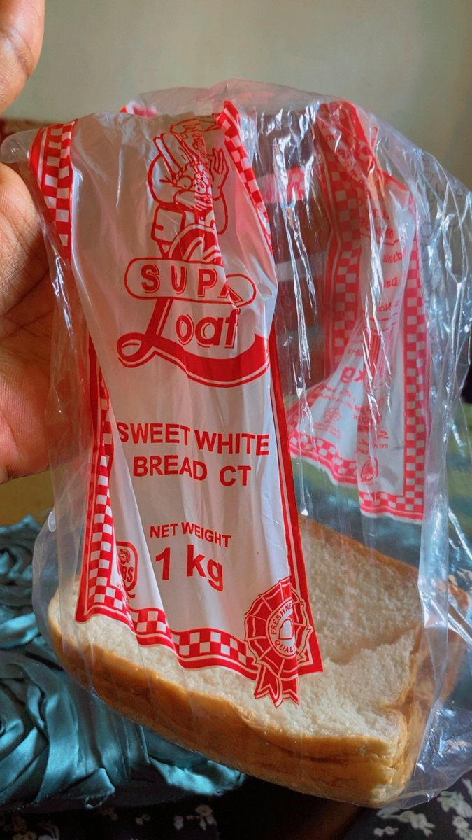 MoshPhiphi's tweet photo. You people didn’t tell me that supa loaf also has this red packaged bread.
Been going for the blue one yet this is actually better 🤭 https://t.co/StuQWkmeBI