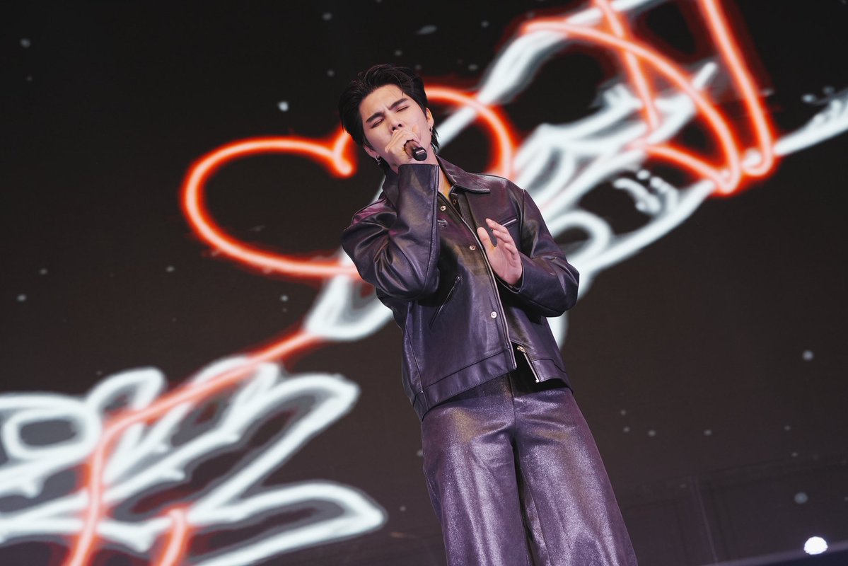 KickStart_ent's tweet photo. Pain 🤕🫂

FORTPEAT YESTERDAY IN NYC
#YesterdayFanmeetNYC https://t.co/25815SfiUJ