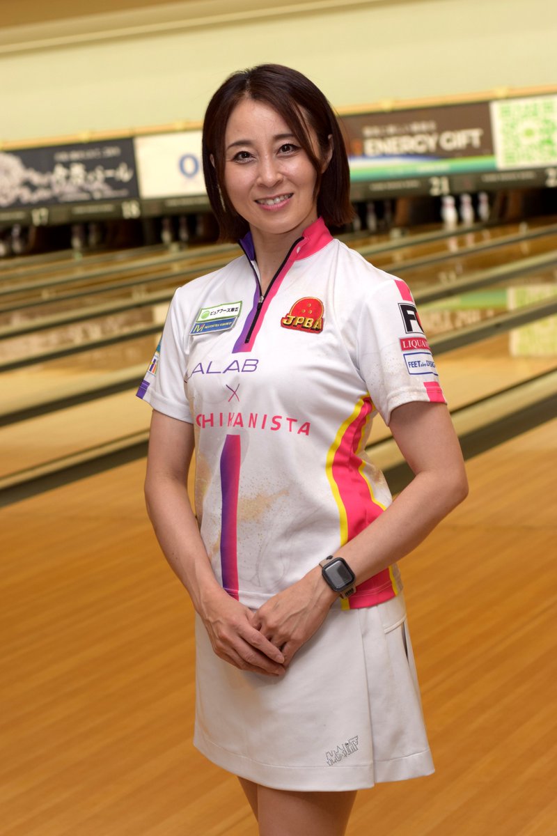hayatobowler's tweet photo. お盆休み初日は朝から神戸六甲ボウルでの麗プロチャレンジに参加してきました🎳
麗プロの完封でチャレンジは終了でしたが、ポスター争奪じゃんけんに勝利してポスターゲット😁
#姫路麗 プロ
#ボウリング
#プロチャレンジ
#ULALAB
#チカニスタ https://t.co/med4REBCz7